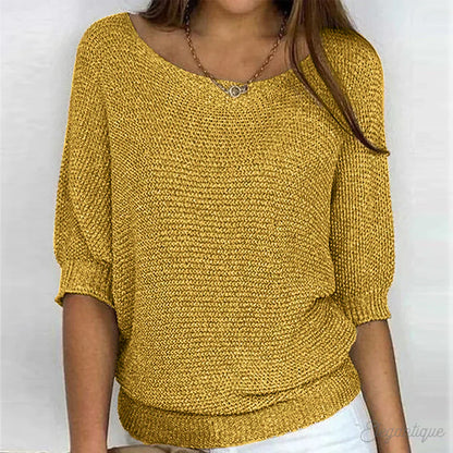 Well Tailored Sweater with a Graceful Silhouette