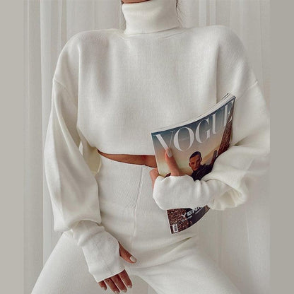 Effortlessly Elegant Sweater with a Timeless Design