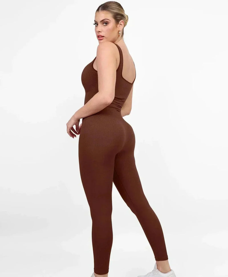 Effortlessly Elegant Garment with a Timeless Design