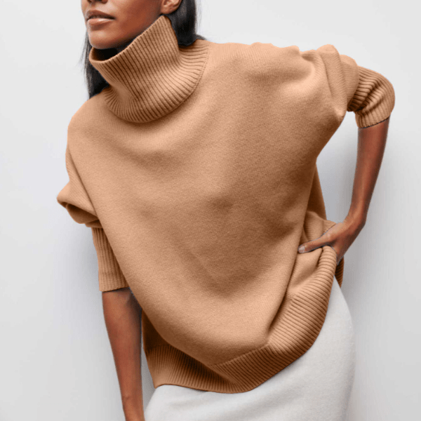 Well Tailored Sweater with a Graceful Silhouette