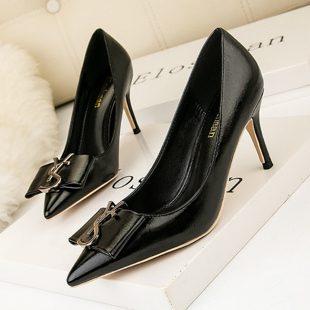 Graceful Orthopedic Heels for Modern Look