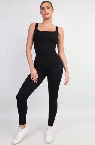 Effortlessly Elegant Garment with a Timeless Design