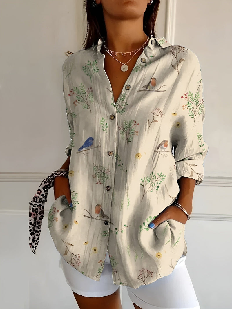 Well Tailored Blouse with a Graceful Silhouette