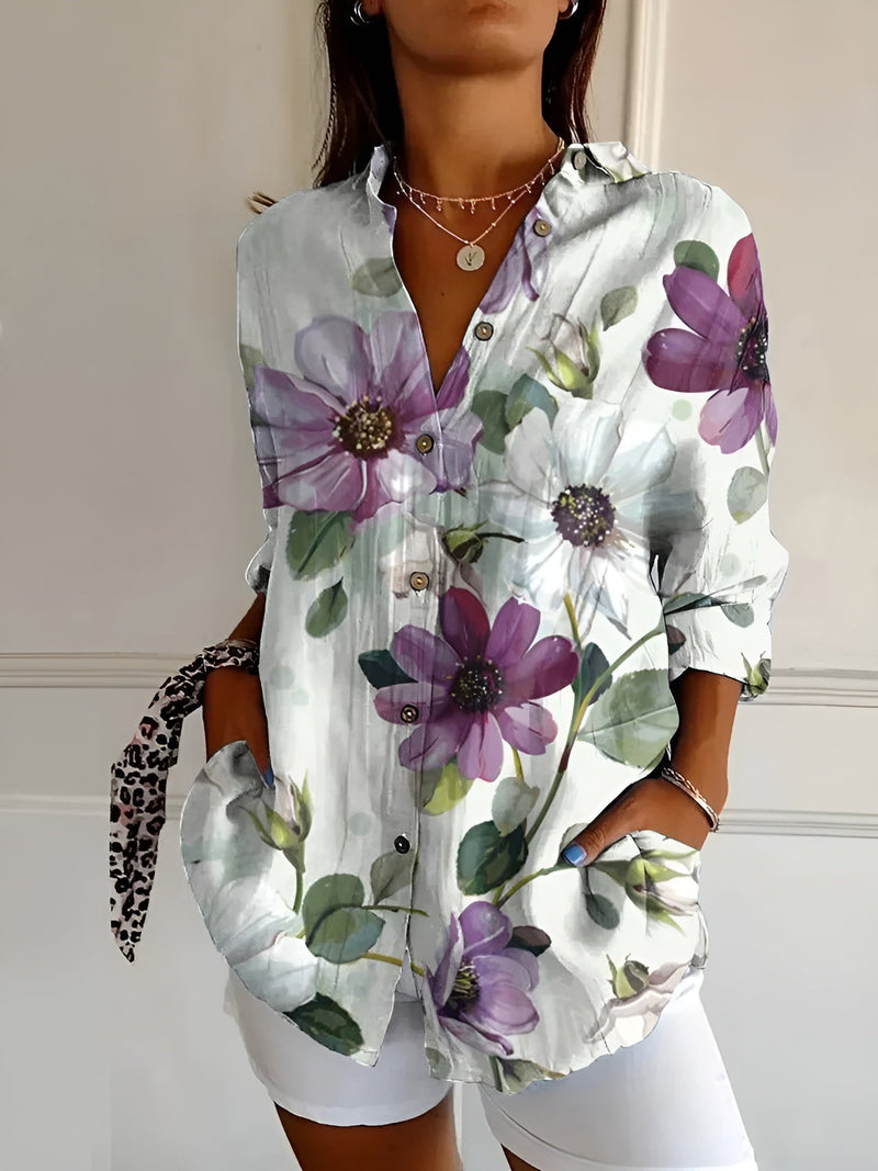 Well Tailored Blouse with a Graceful Silhouette