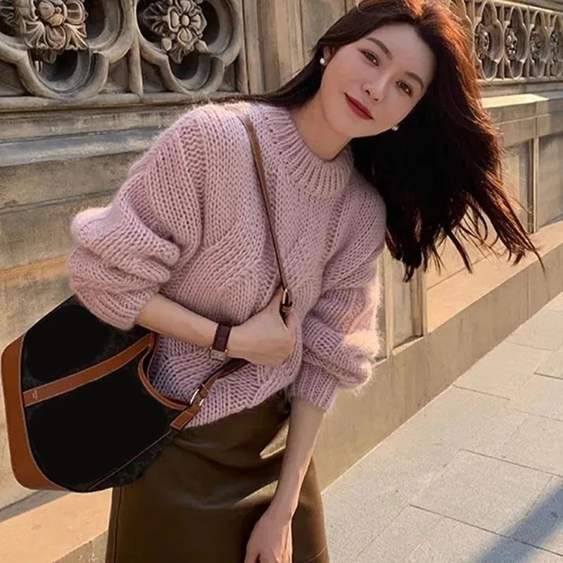 Classic Vintage Sweater with a Flattering Fit