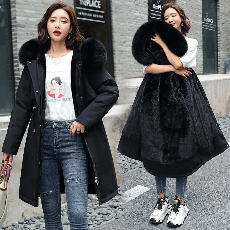 Effortlessly Elegant Coat with a Timeless Design