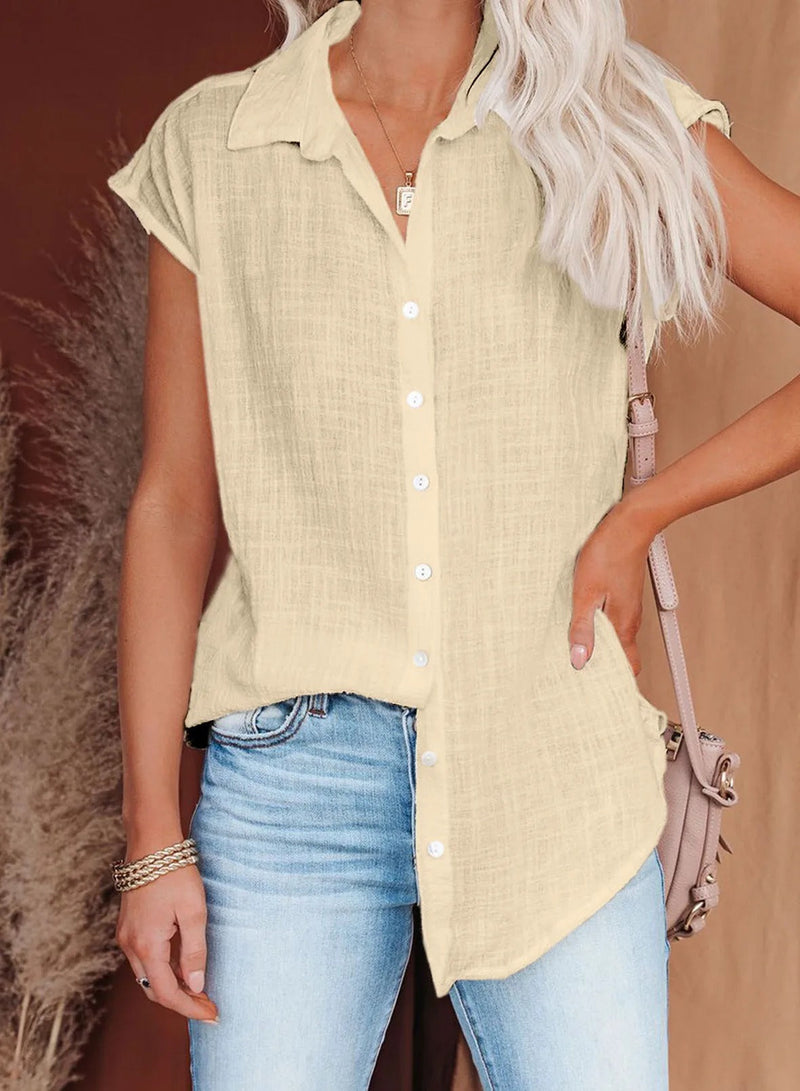 Well Tailored Blouse with a Graceful Silhouette