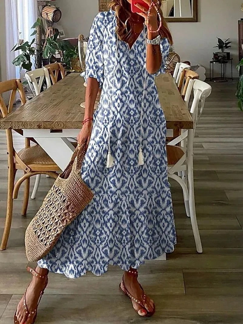 Sophisticated Dress with a Clean Classic Look