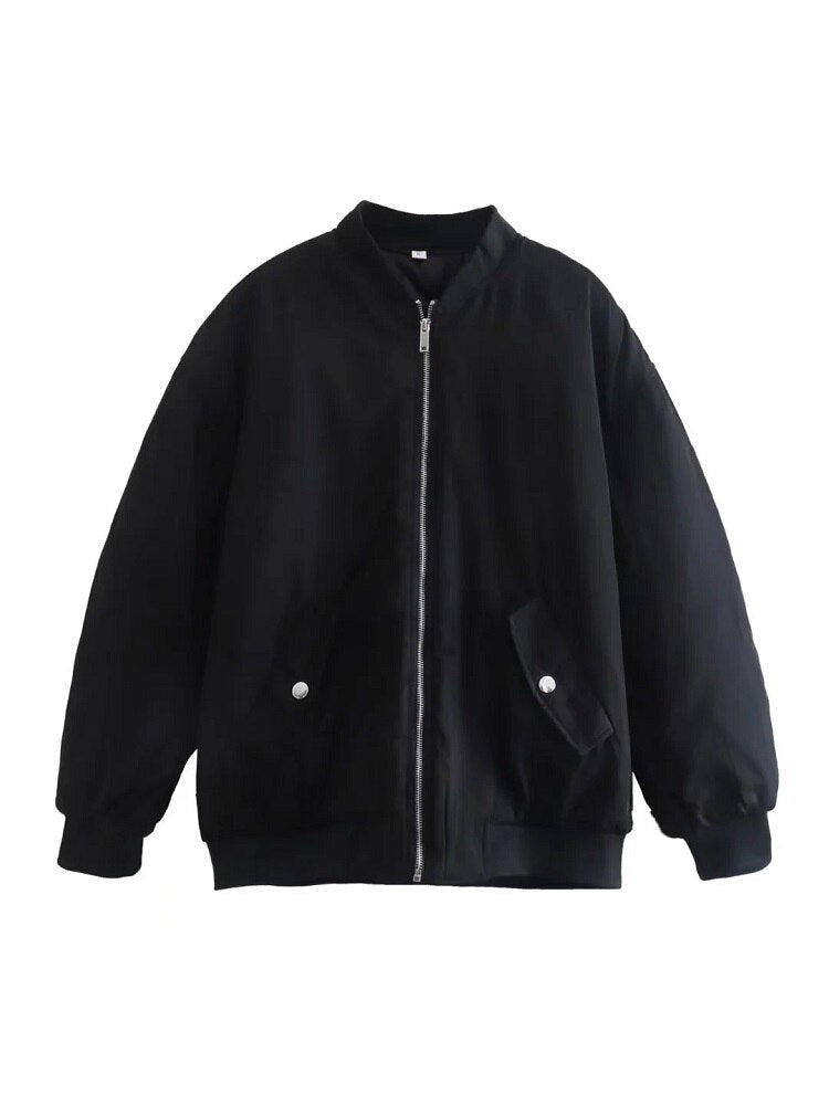 Effortlessly Elegant Jacket with a Timeless Design