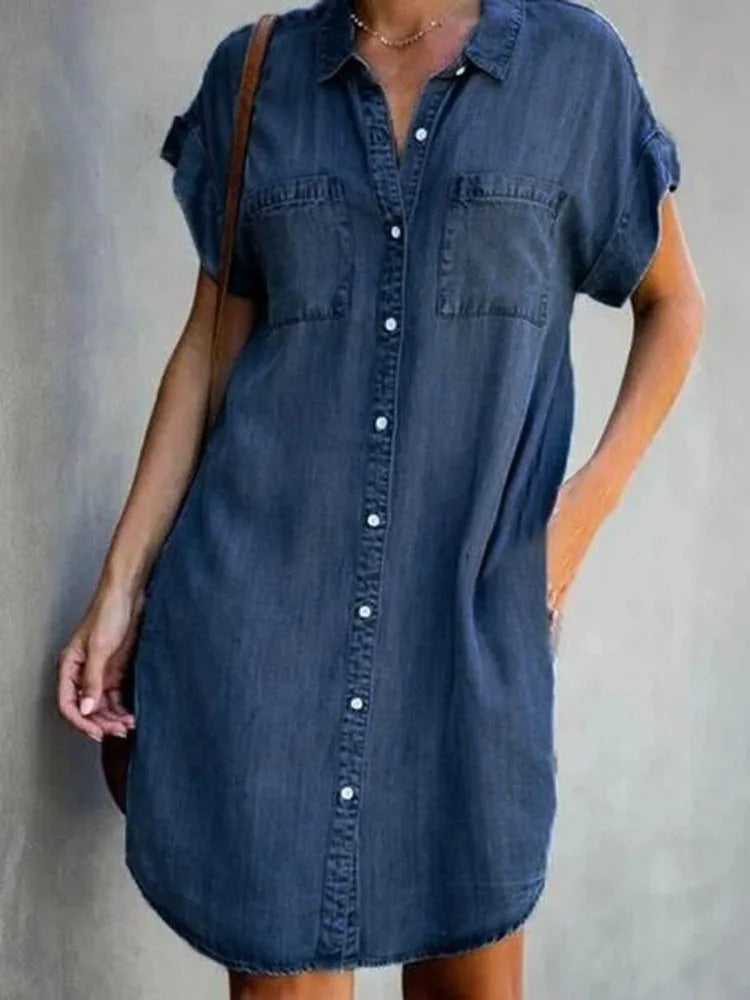 Beautifully Finished Dress in a Timeless Design
