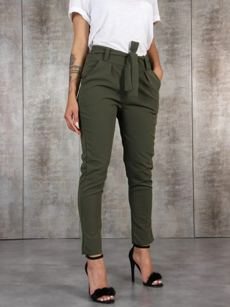 Beautifully Crafted Pants in a Classic Style