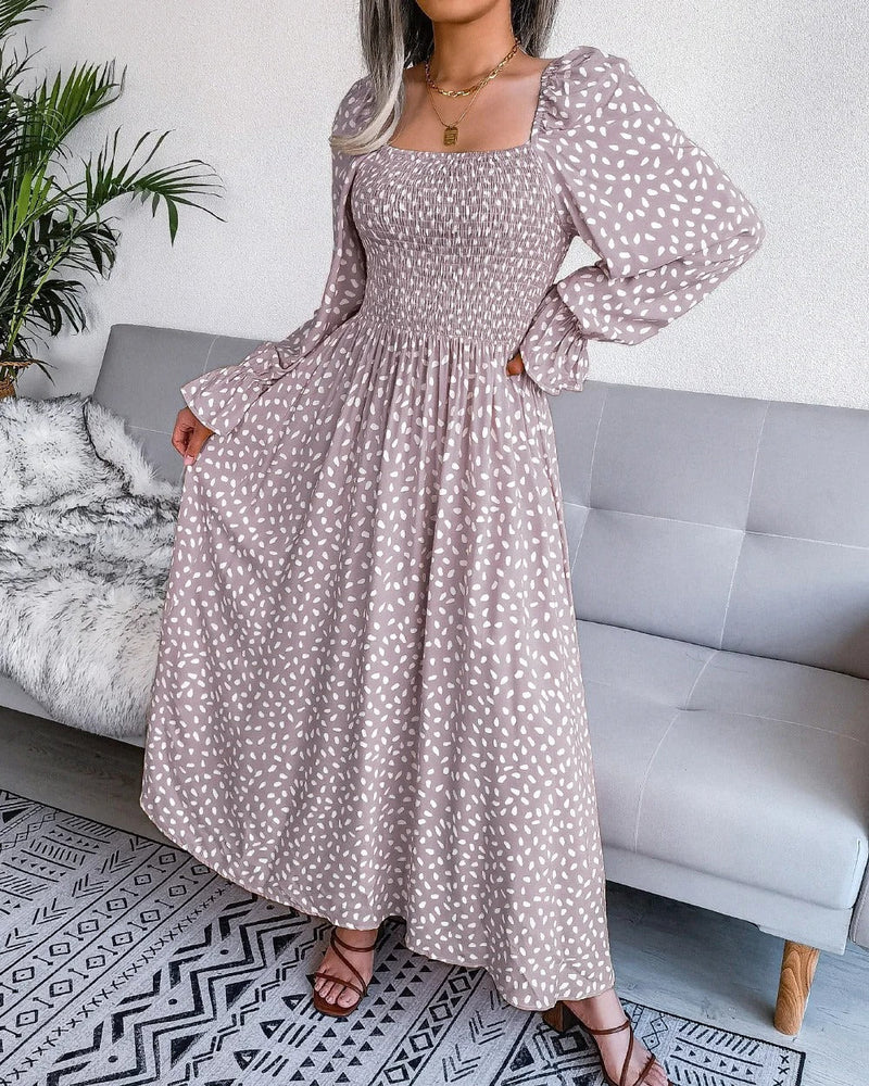 Classic Vintage & Enduringly Stylish Dress