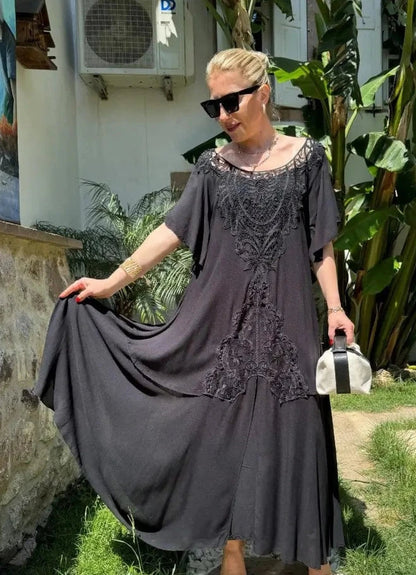 Polished Dress with an Effortless Classic Look