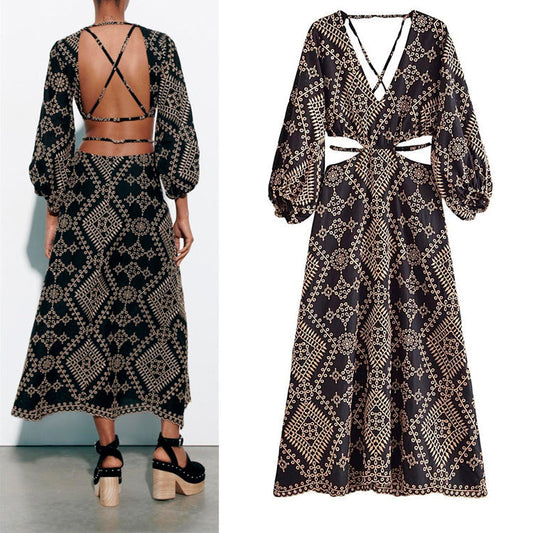 Effortlessly Elegant Dress with a Timeless Design
