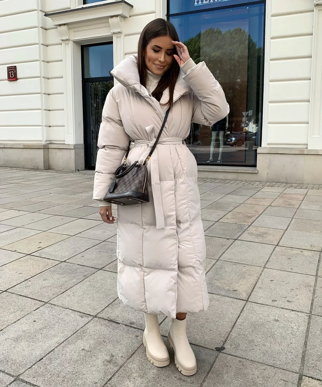 Effortlessly Elegant Coat with a Timeless Design