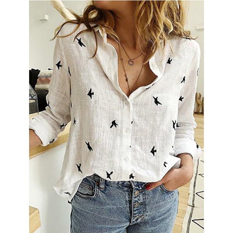 Effortlessly Elegant Blouse with a Timeless Design
