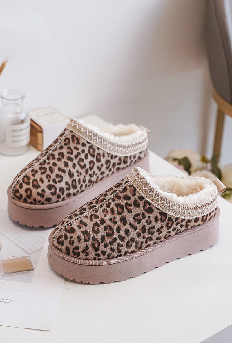 Vintage Inspired Orthopedic Slippers