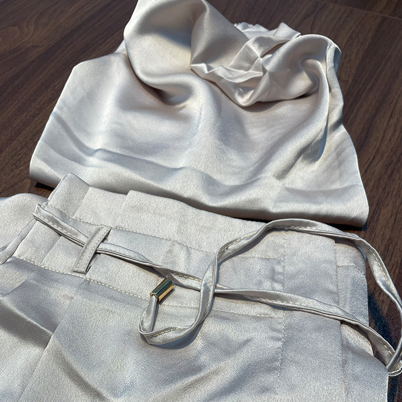 Classic Vintage Garment with a Flattering Fit