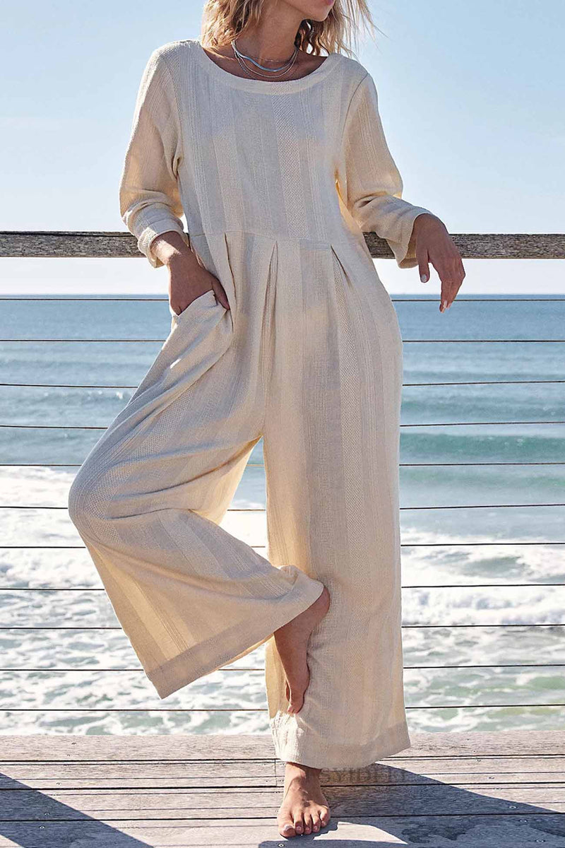 Well Tailored Garment with a Graceful Silhouette