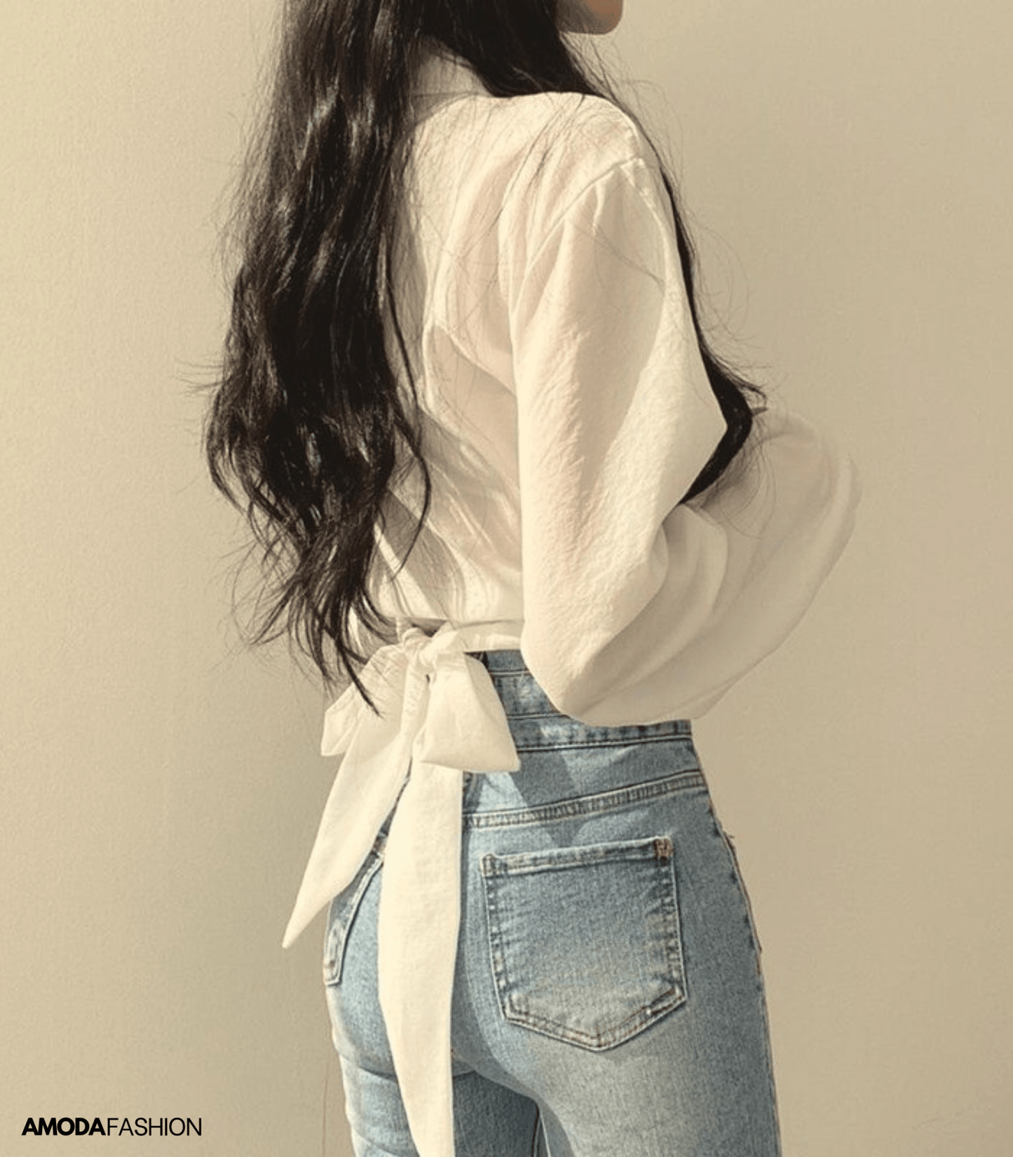 Beautifully Crafted Blouse in a Classic Style