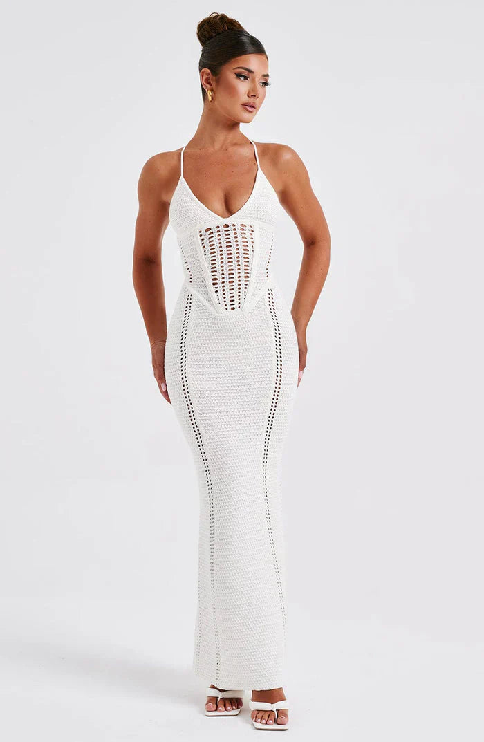 Beautifully Crafted Dress in a Classic Style