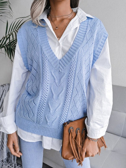 Effortlessly Elegant Sweater with a Timeless Design