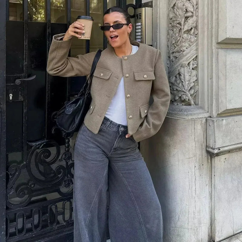 Polished Jacket with an Effortless Classic Look