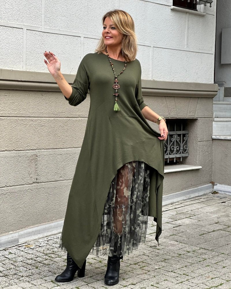 A Vintage Style Dress with Delicate Timeless Details