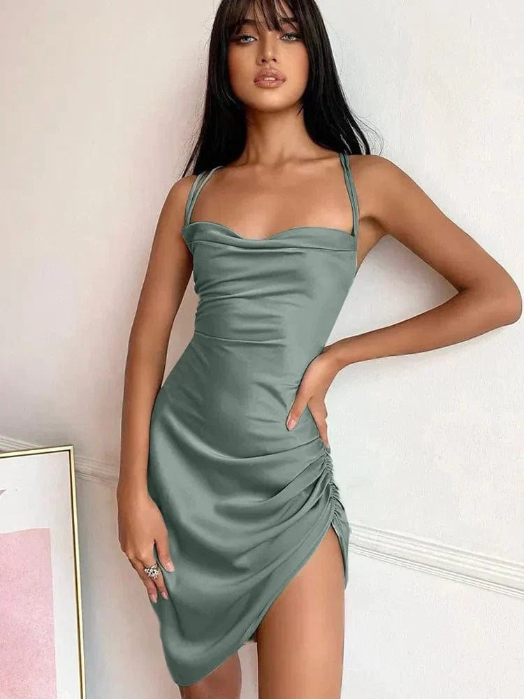 Sophisticated Dress with a Clean Classic Look