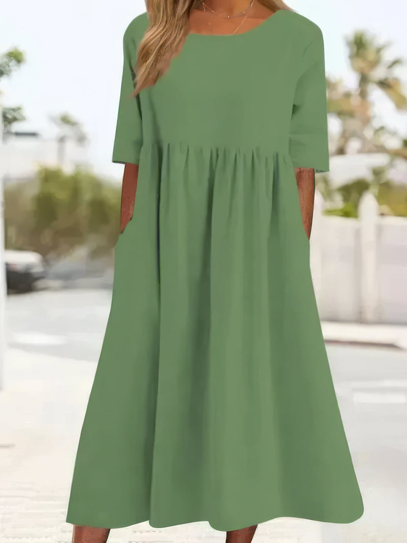 Effortlessly Elegant Dress with a Timeless Design