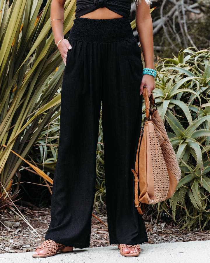 Gracefully Styled Trousers for Any Occasion