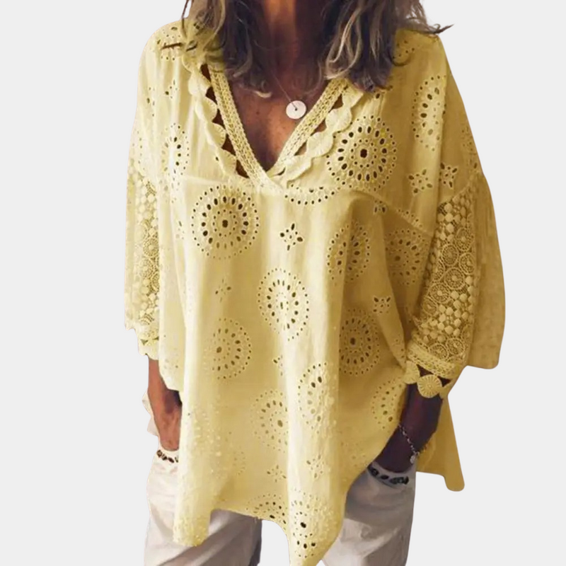 Well Tailored Blouse with a Graceful Silhouette