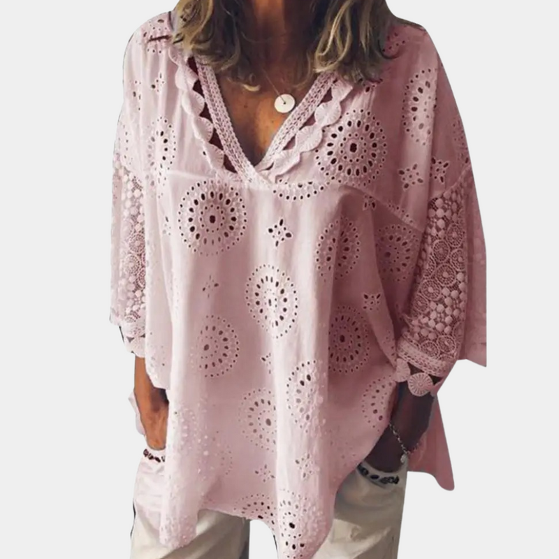 Well Tailored Blouse with a Graceful Silhouette