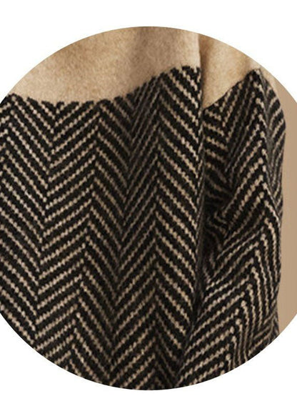 Well Tailored Sweater with a Graceful Silhouette