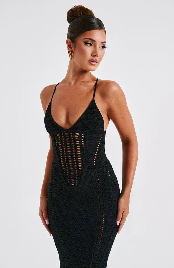 Beautifully Crafted Dress in a Classic Style